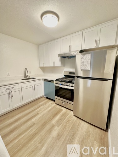 4215 Lincoln Ave, Unit B Rental photo 2
